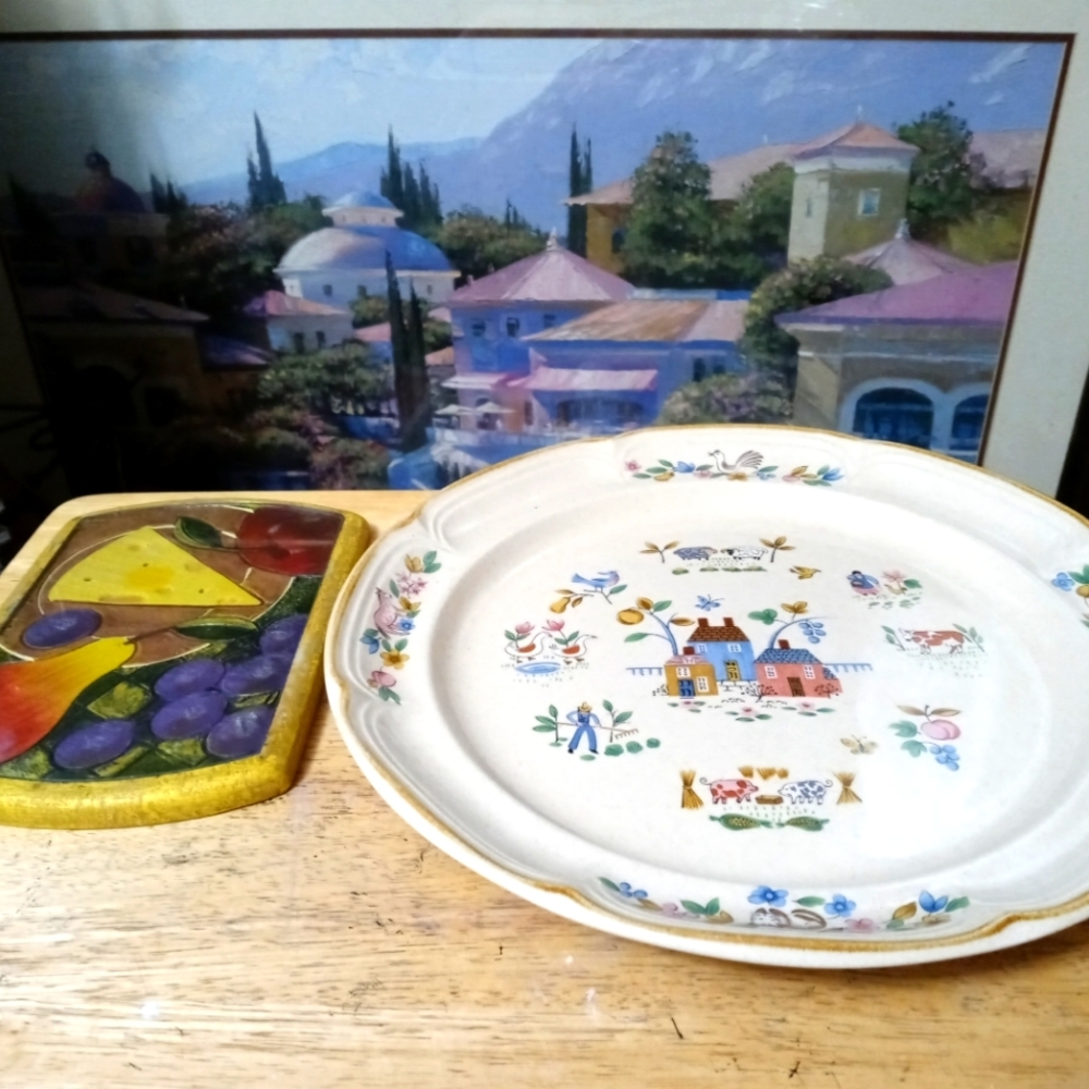 VTG International Heartland Serving 🍇 Platter&1 Clay Art Cheese Cutting Board.